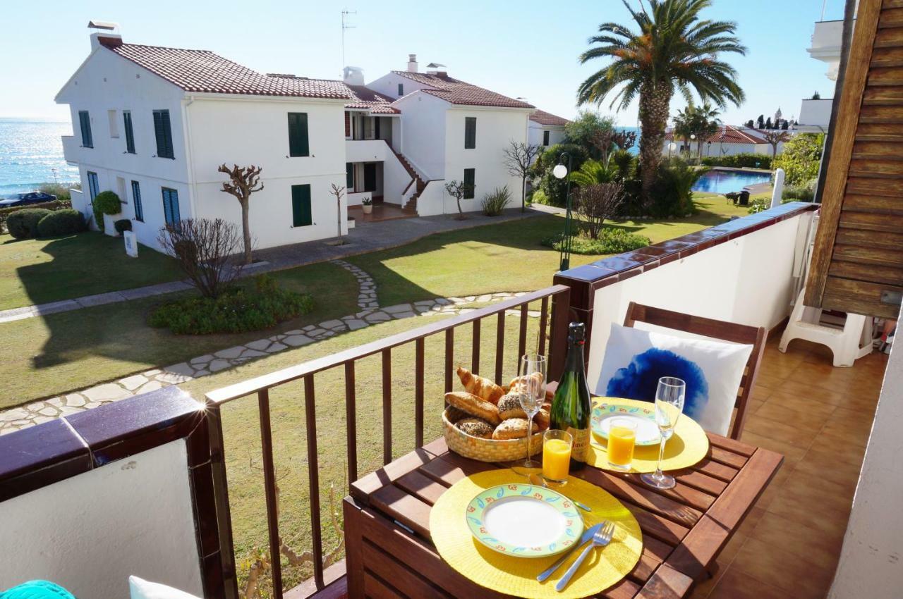 Cala Balmins Sea View Apartment Sitges Exterior photo