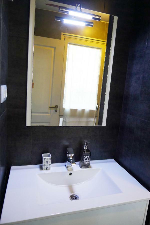 Cala Balmins Sea View Apartment Sitges Exterior photo